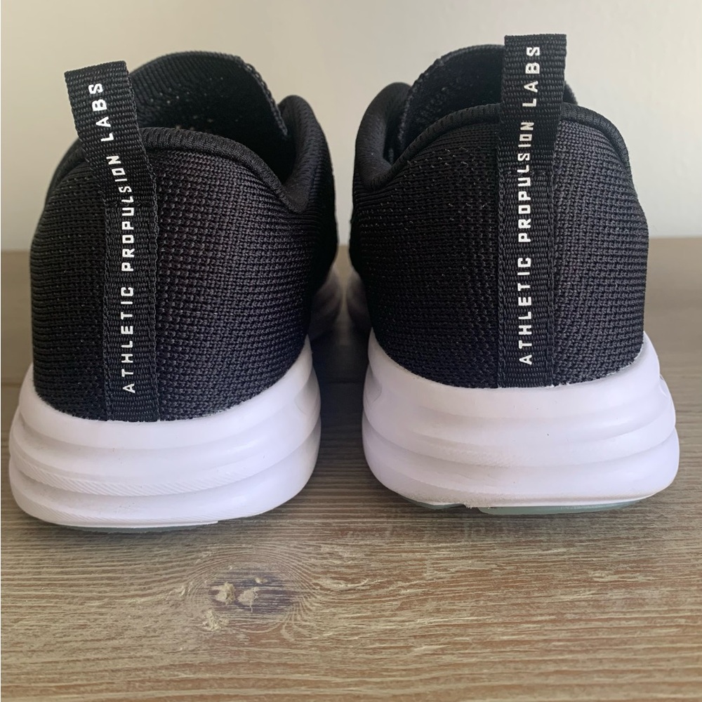 APL Women’s TechLoom Pro 
White/Heather Gray/Black Melange - Picture 4 of 10